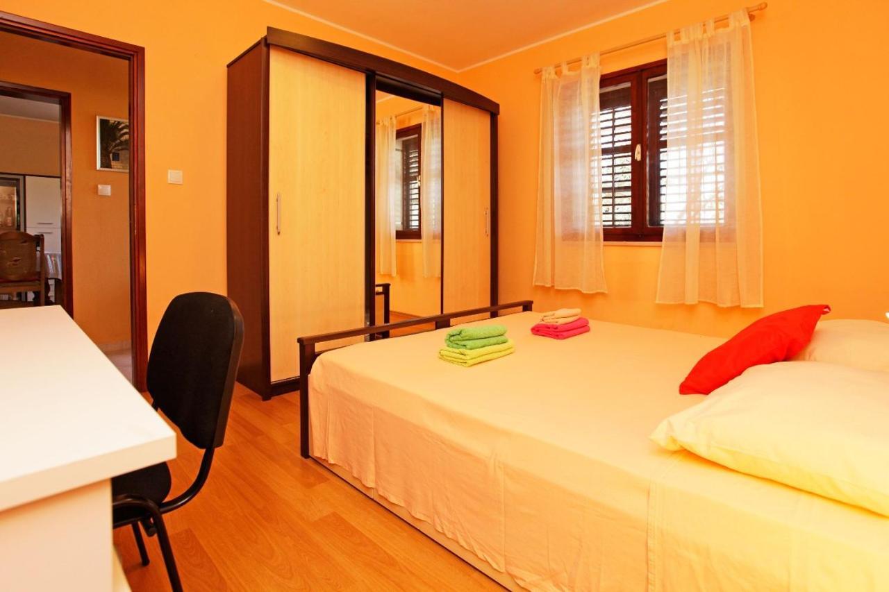 Villa Olive'S Garden House Vela Luka Esterno foto